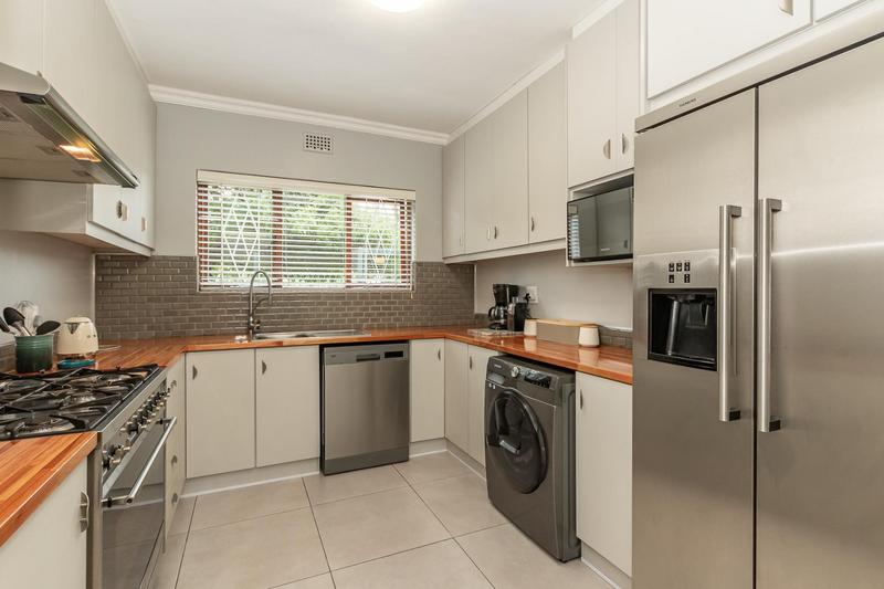 2 Bedroom Property for Sale in Pinelands Western Cape